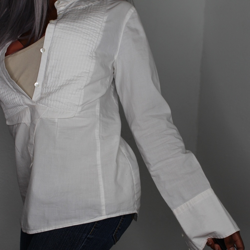 Club Monaco - Picture 5 of 7